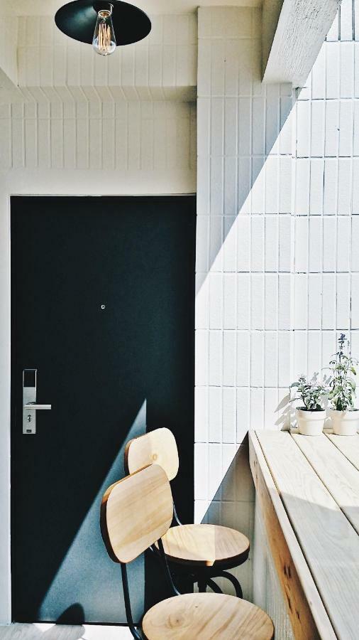 Mutter Apartment Tainan Exterior photo